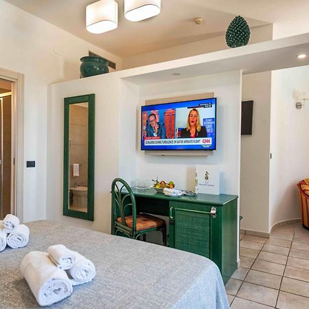 Hotel Baia Del Capitano 체팔루 외부 사진
